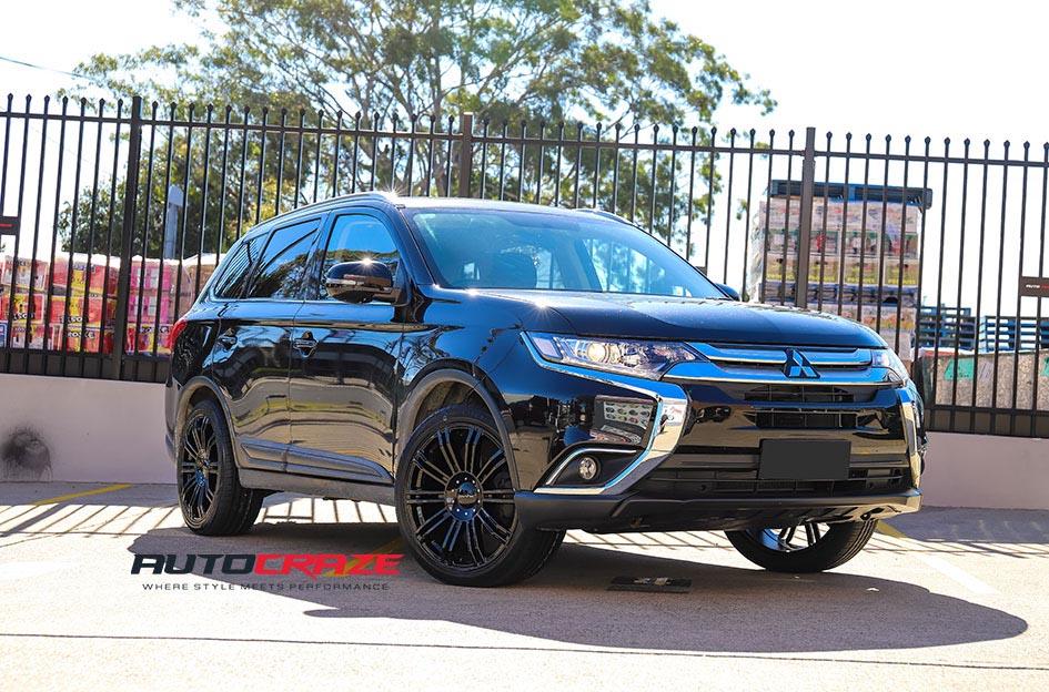 MITSUBISHI OUTLANDER KM677 D2 GLOSS BLACK